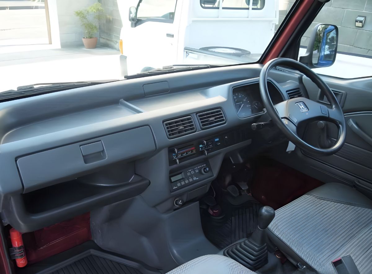 1998 Honda Acty Truck SDX 4WD thumbnail 6